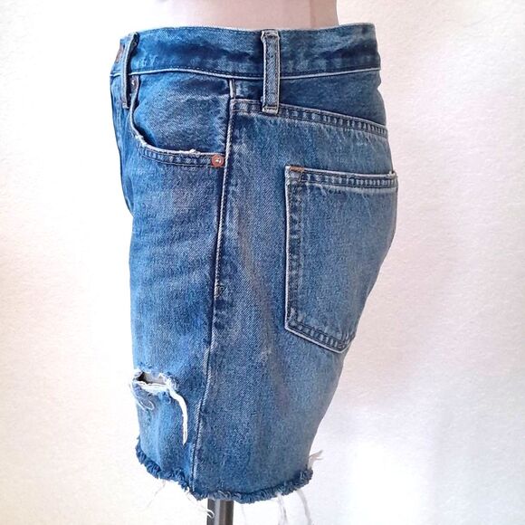 Gap button Fly Vtg. Shorts - Picture 9 of 15